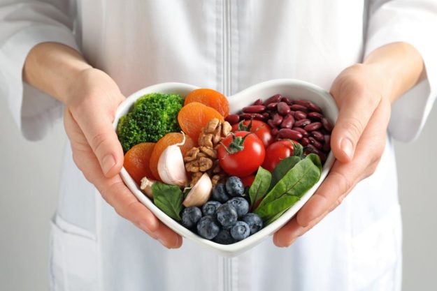 Nutrition, Diet, and Autism child participates in nutrition therapy program