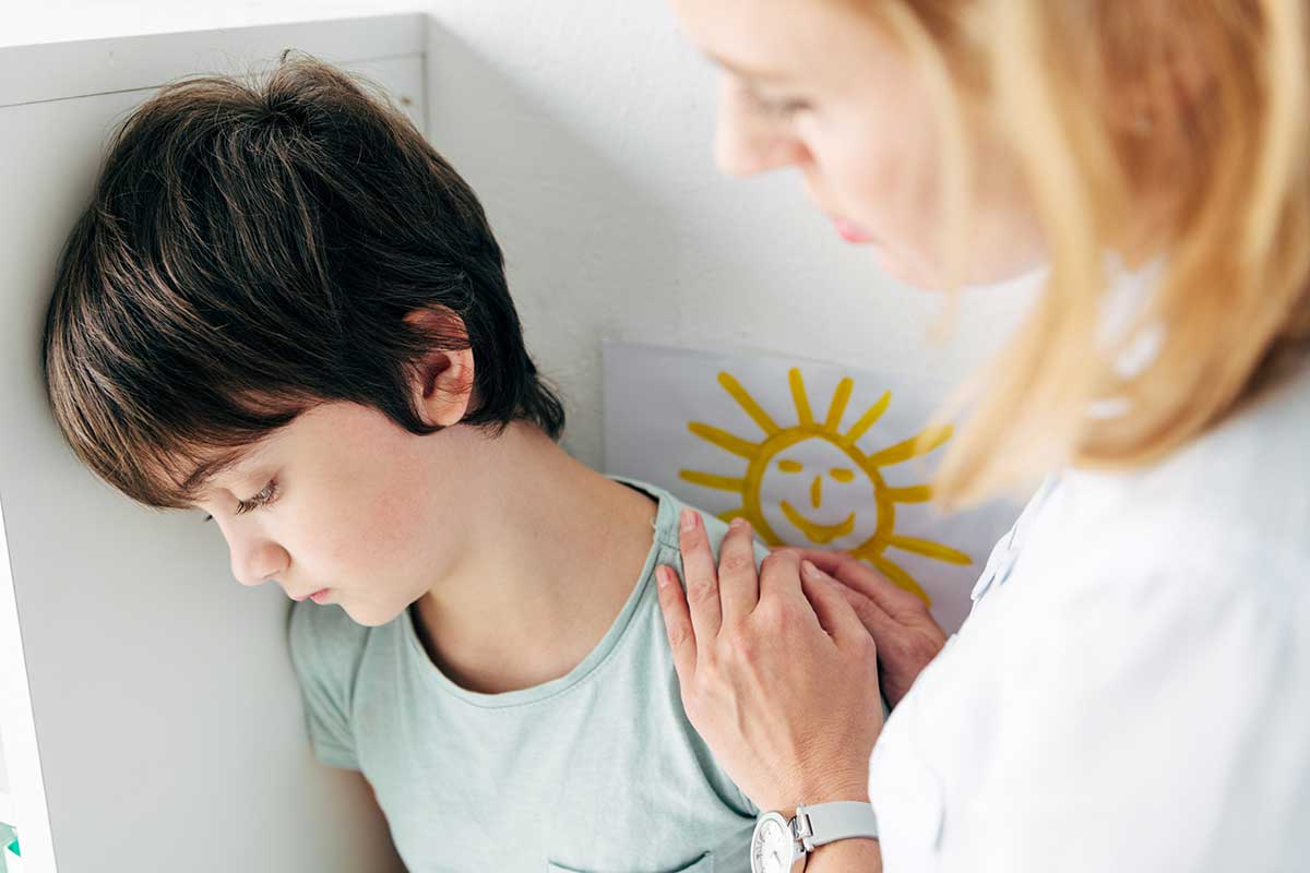 calming strategies for autism mother showing calming strategies to support her child with autism