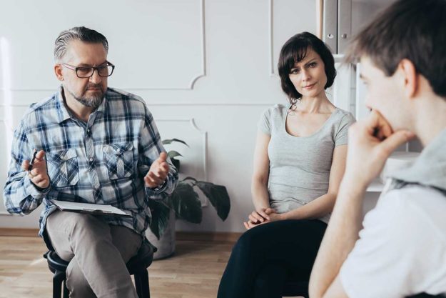 4-How-To-Learn-About-Autism-Interventions-And-Resources a doctor helps with autism interventions and resources