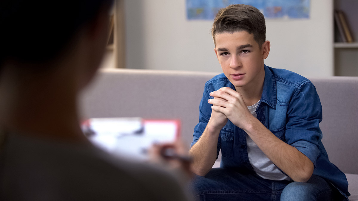 3 Benefits of Medication Therapy Management teen-talking-medication-therapy-management